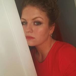 Meet your Posher, Dania